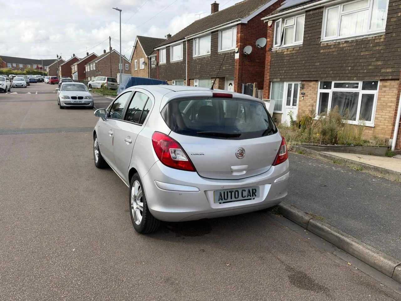 Vauxhall Corsa 2009 photo 3