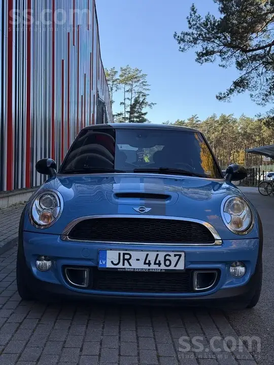 Mini Cooper S 2013 photo 5