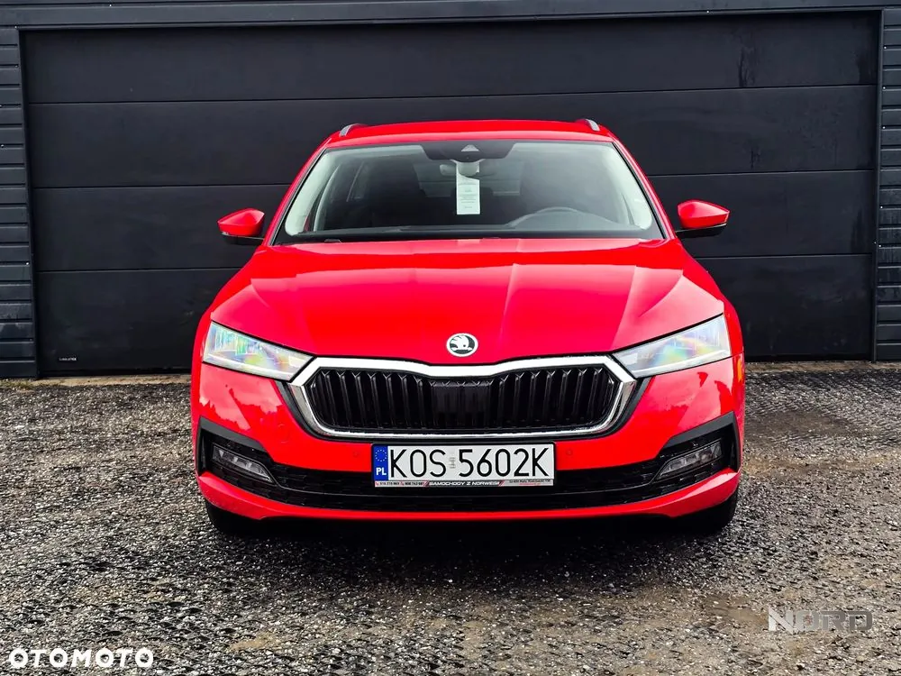Skoda Octavia 2023 photo 4