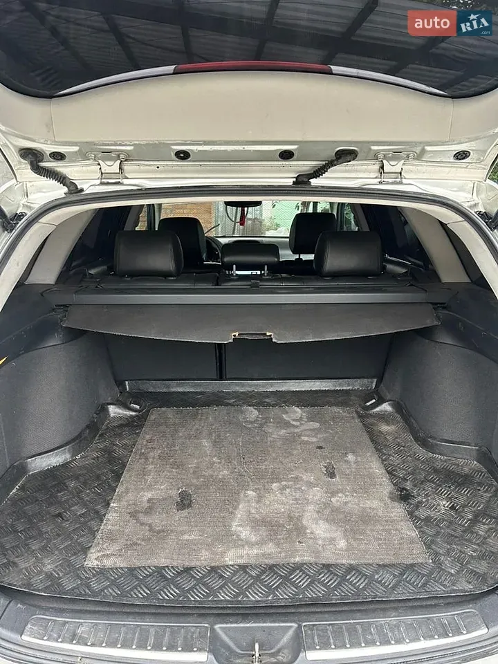 Toyota Avensis 2004 photo 5