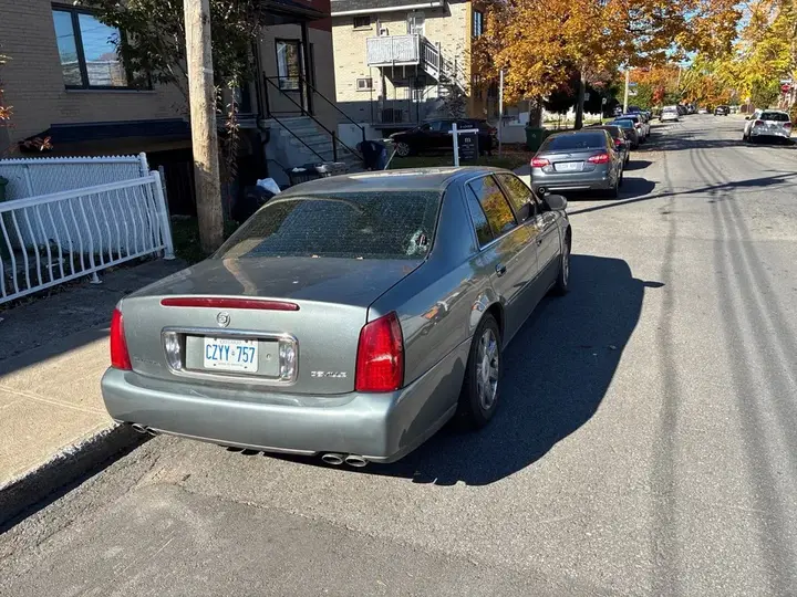 Cadillac Deville 2003 photo 3