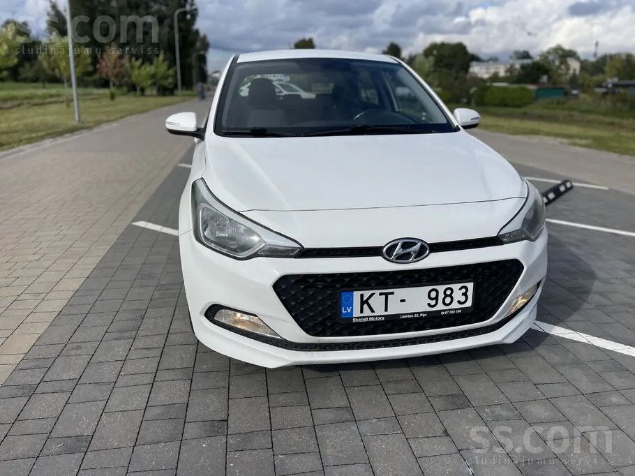 Hyundai I20 2017 photo 3
