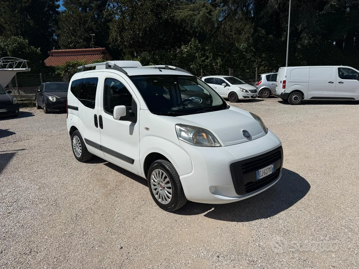Fiat Qubo 2011 photo 2