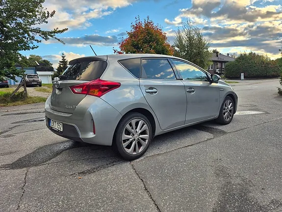 Toyota Auris 2014 photo 4
