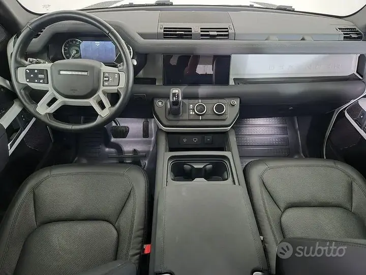 Land Rover Defender 2023 photo 4