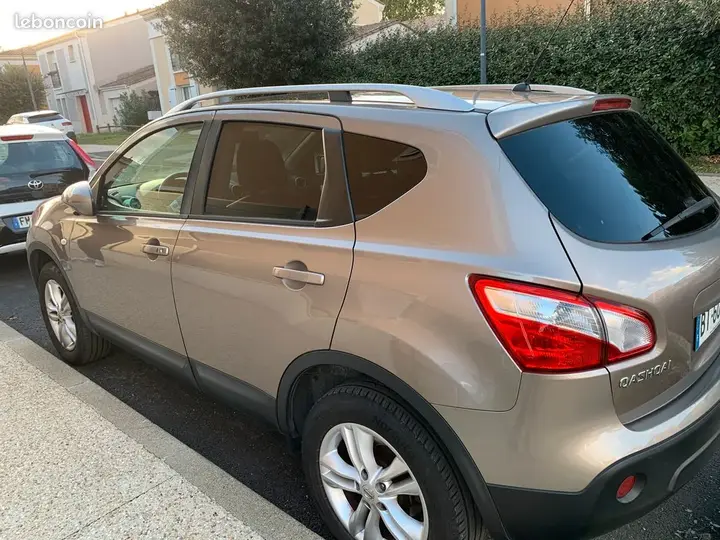 Nissan Qashqai 2011 photo 3