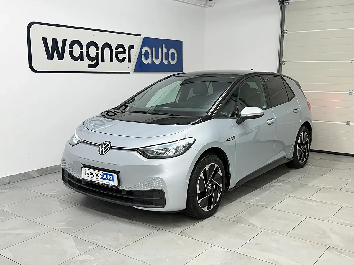 Volkswagen Id.3 2023 photo 2