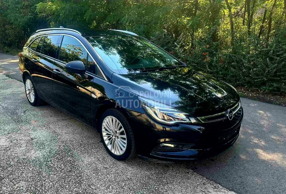 Opel Astra K 2017 photo 2