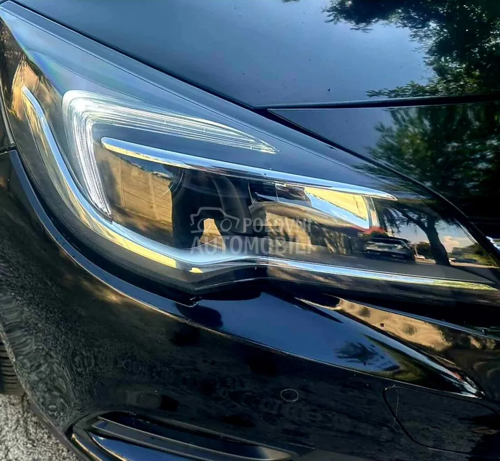 Opel Astra K 2017 photo 4