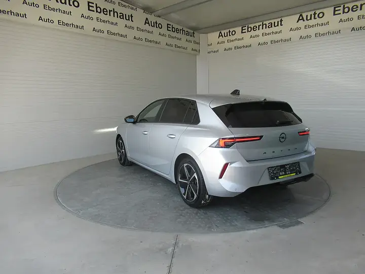Opel Astra 2024 photo 3