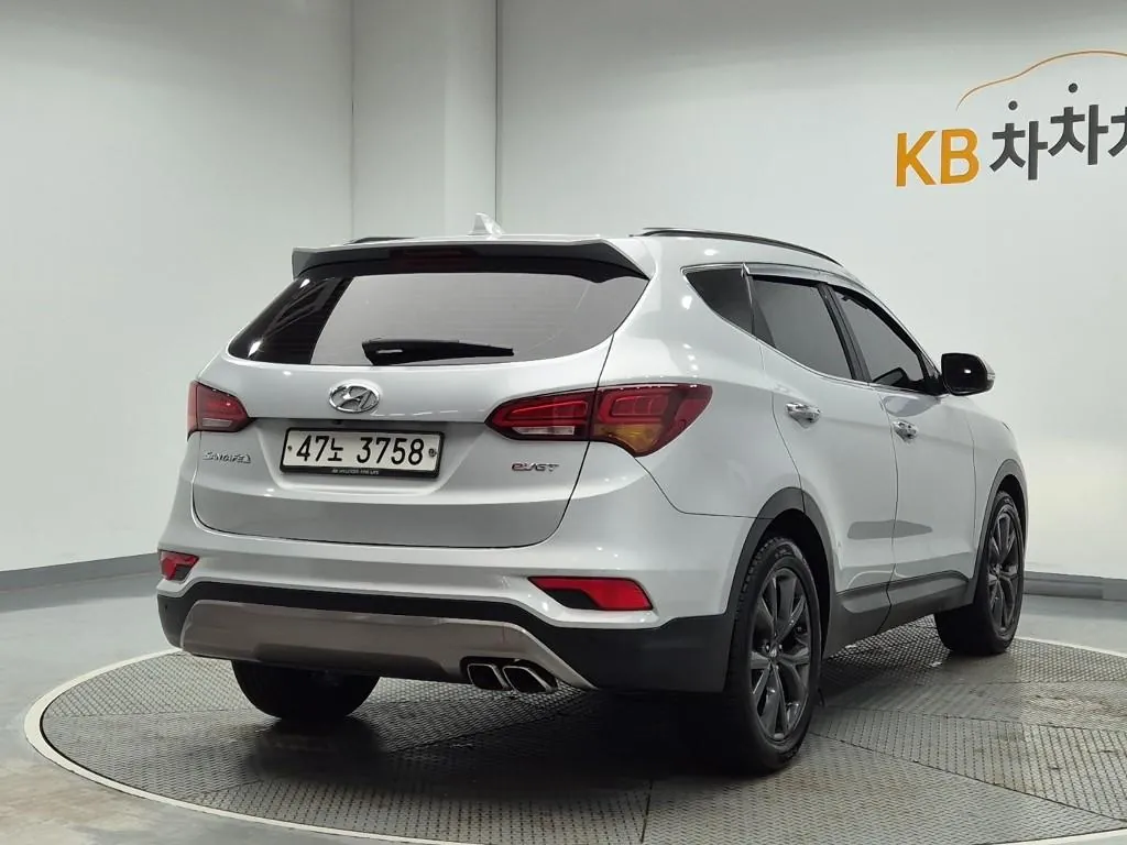 Hyundai Santa Fe 2016 photo 3