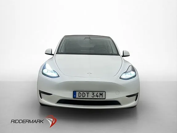 Tesla Model Y 2024 photo 2