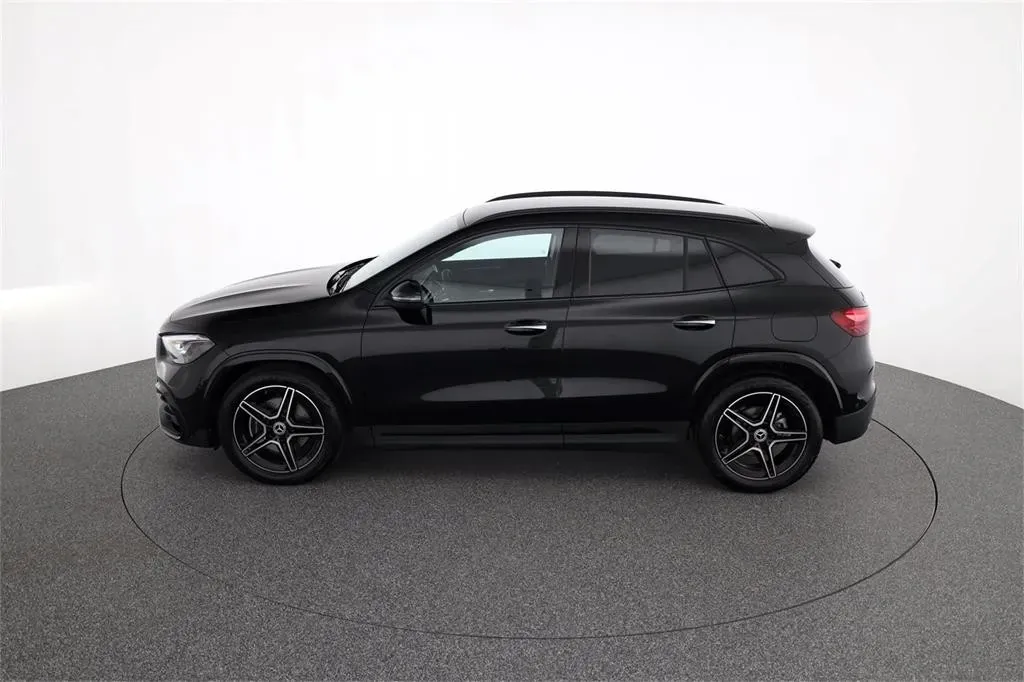 Mercedes-Benz Gla Class 2025 photo 3