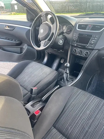 Suzuki Swift 2016 photo 2