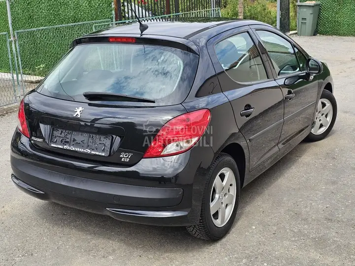 Peugeot 207 2009 photo 5