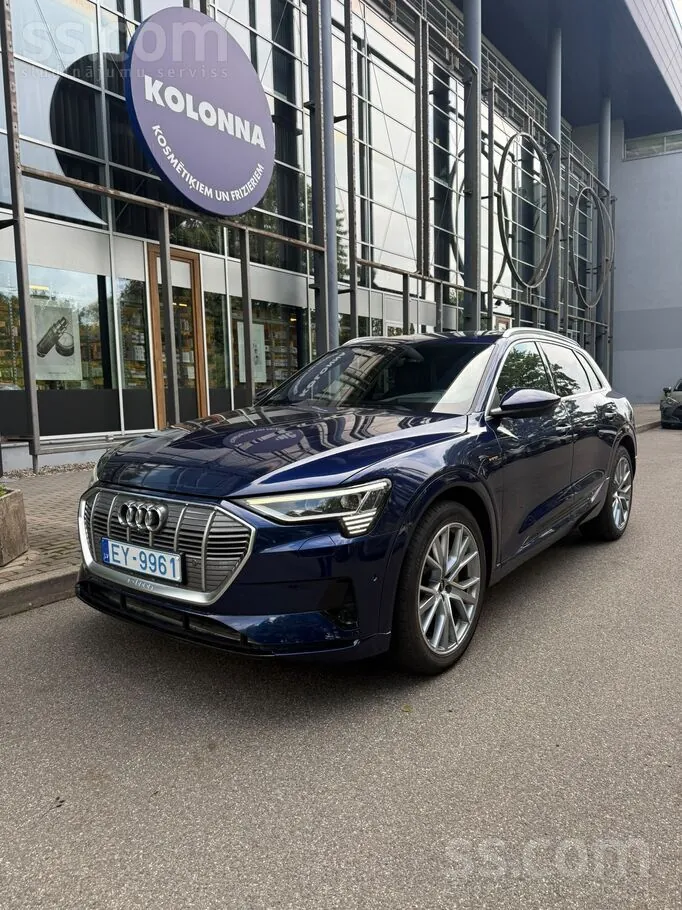 Audi E-Tron 2022 photo 2