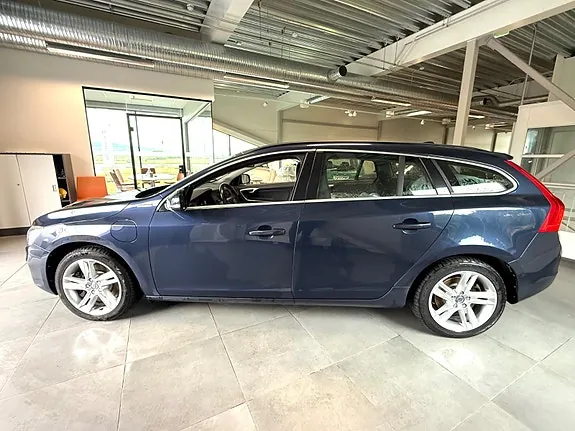 Volvo V60 2014 photo 3
