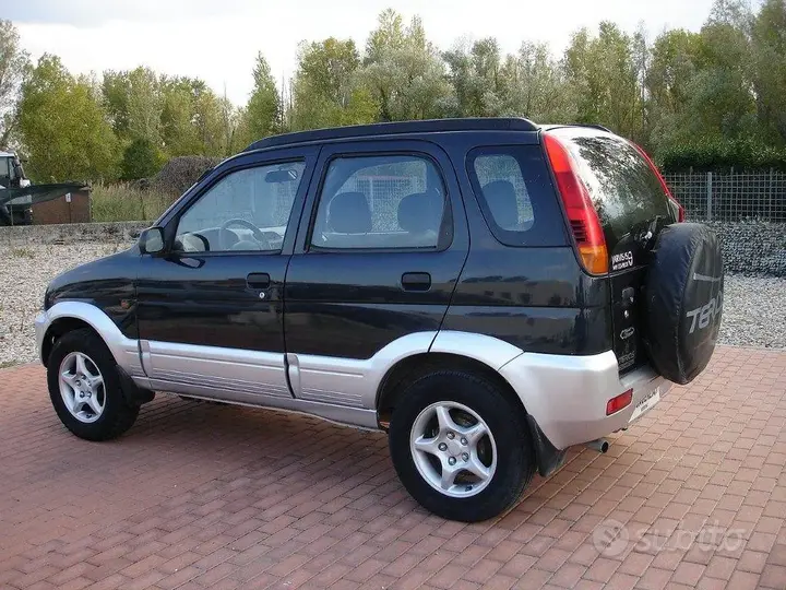 Daihatsu Terios 2000 photo 4