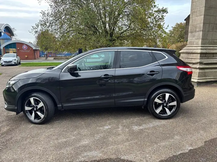 Nissan Qashqai 2015 photo 3