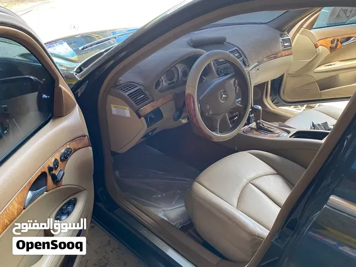 Mercedes-Benz E-Class 2009 photo 4