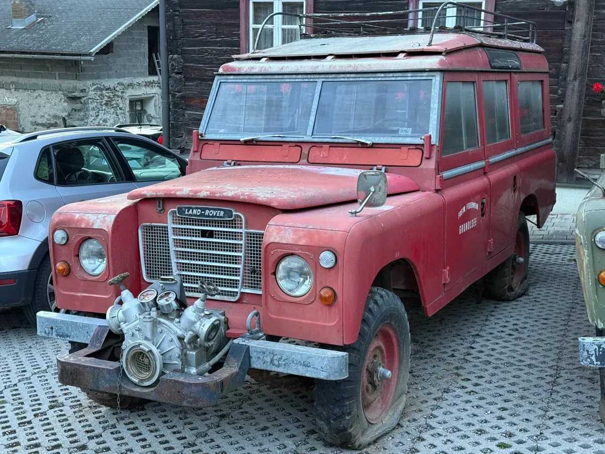 Land Rover 109 Station Benzin 1973 photo 2