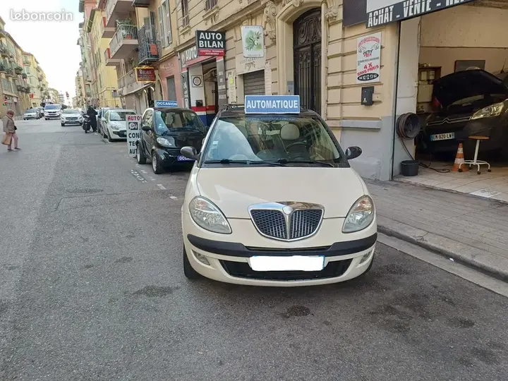 Lancia Ypsilon 2006 photo 3