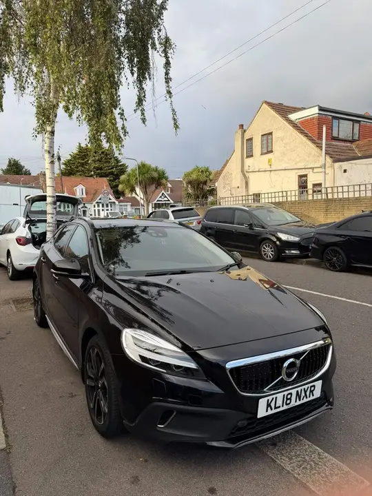 Volvo V40