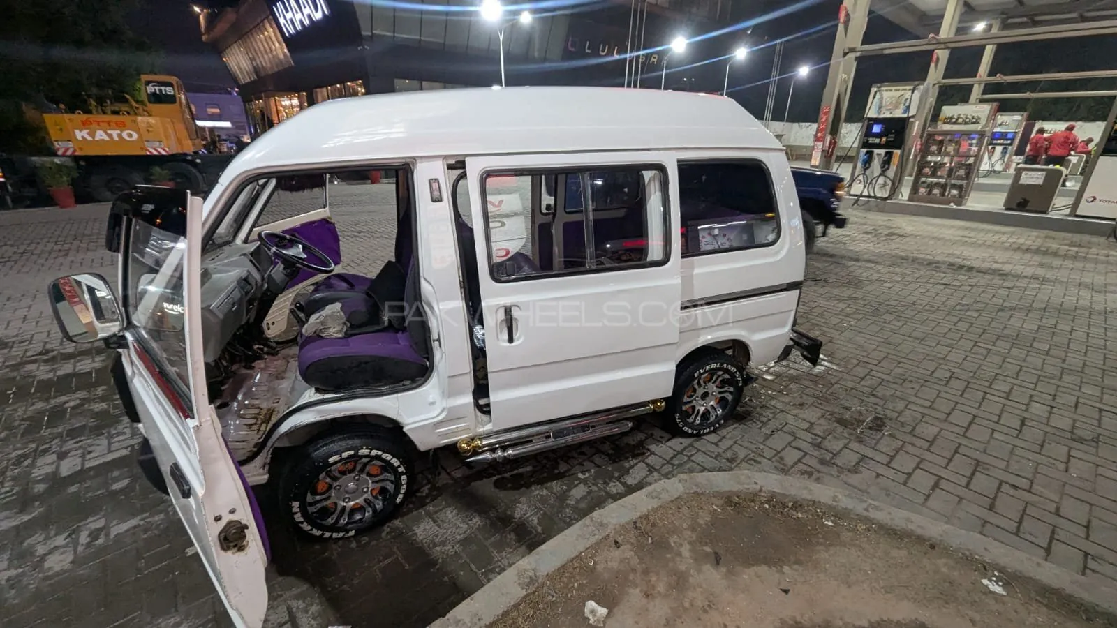 Suzuki Bolan