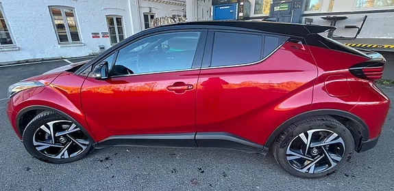 Toyota C-Hr 2023 photo 2