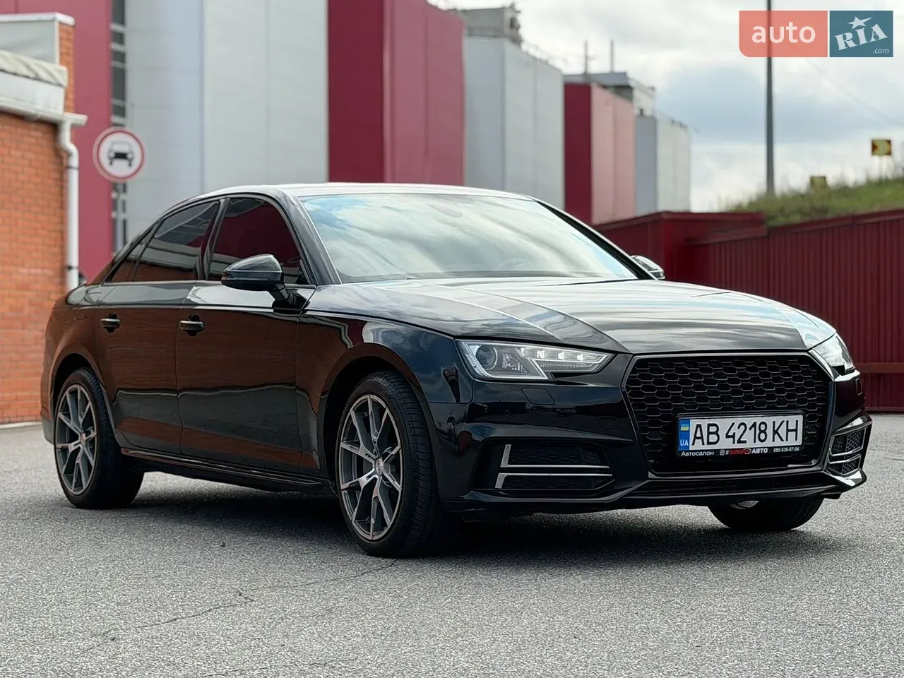 Audi A4 2016 photo 3