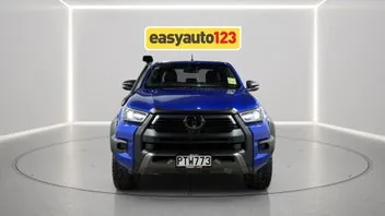 Toyota Hilux 2023 photo 3