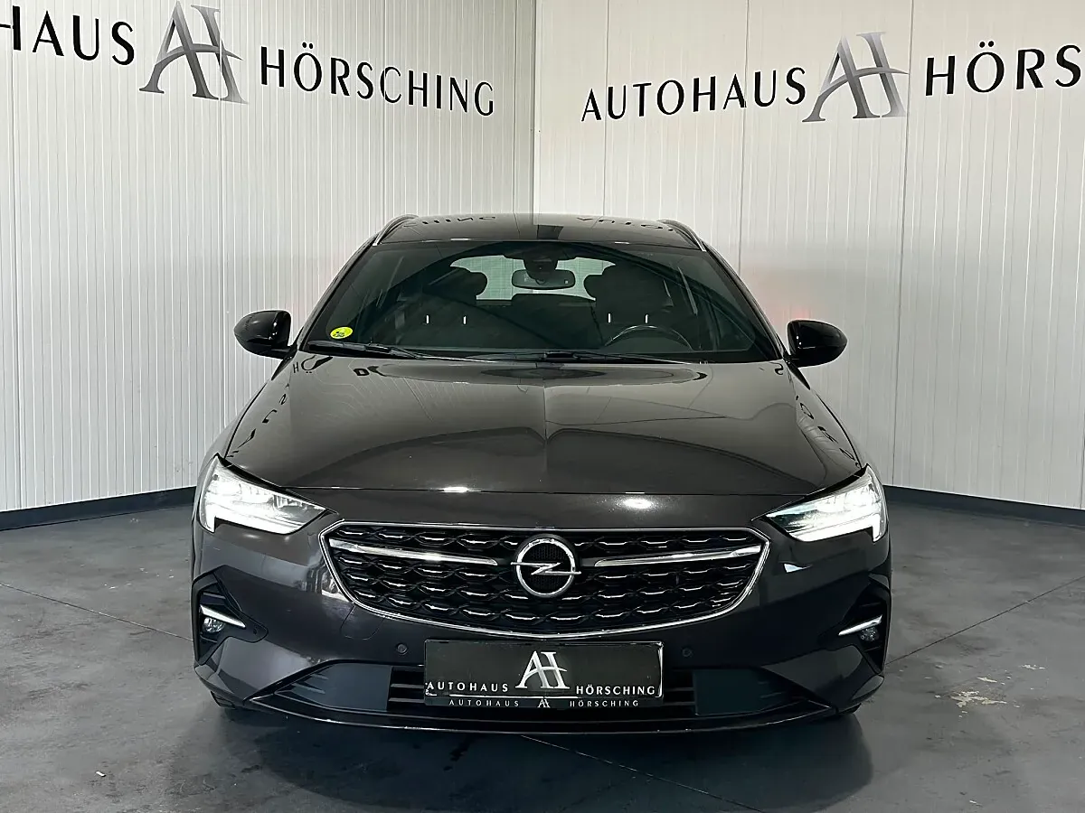 Opel Insignia 2022 photo 2