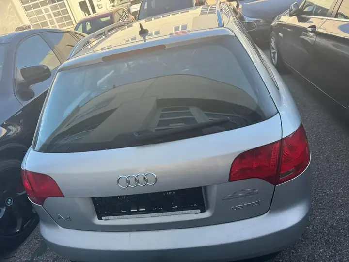 Audi A4 2006 photo 2