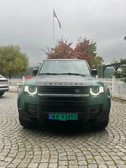 Land Rover Defender 2025 photo 2