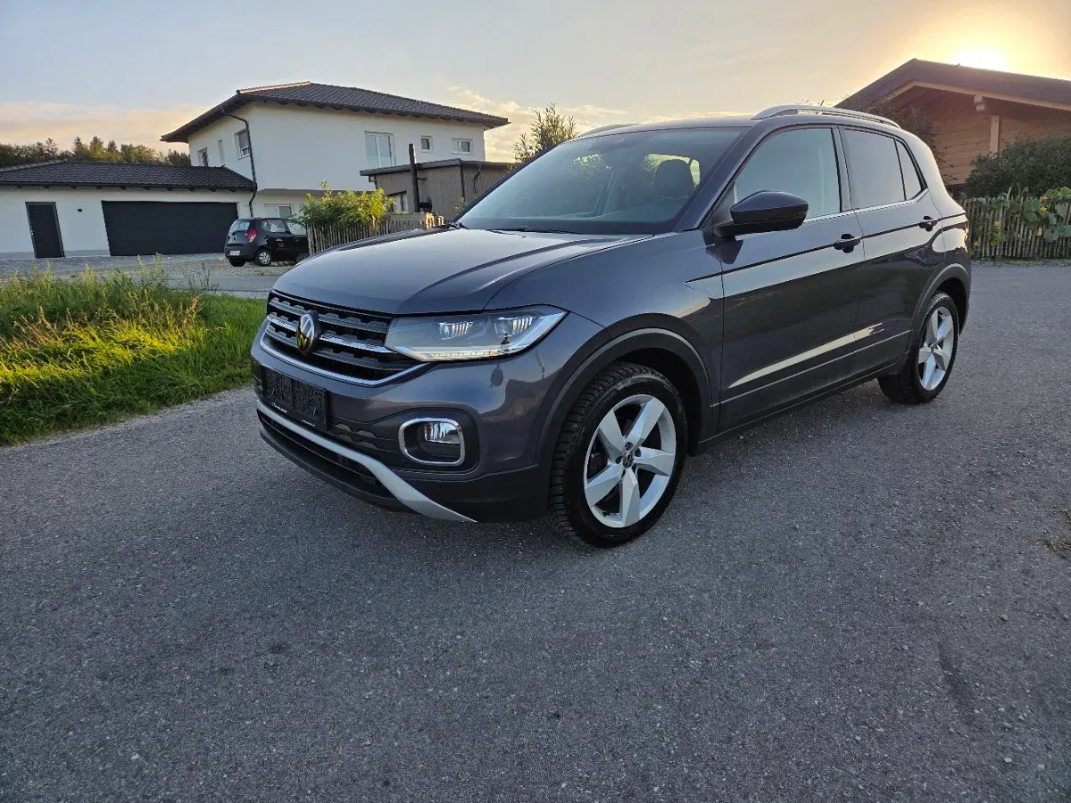 Volkswagen T-Cross 2023 photo 2