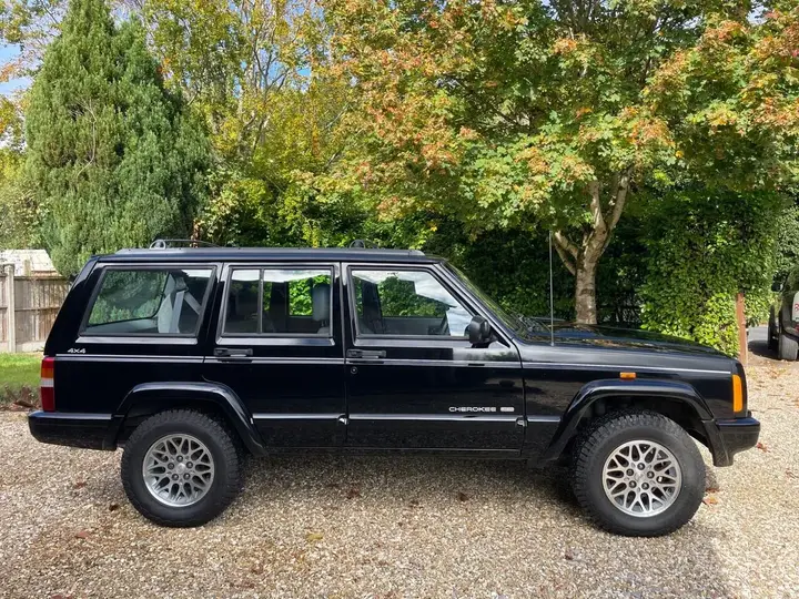 Jeep Cherokee