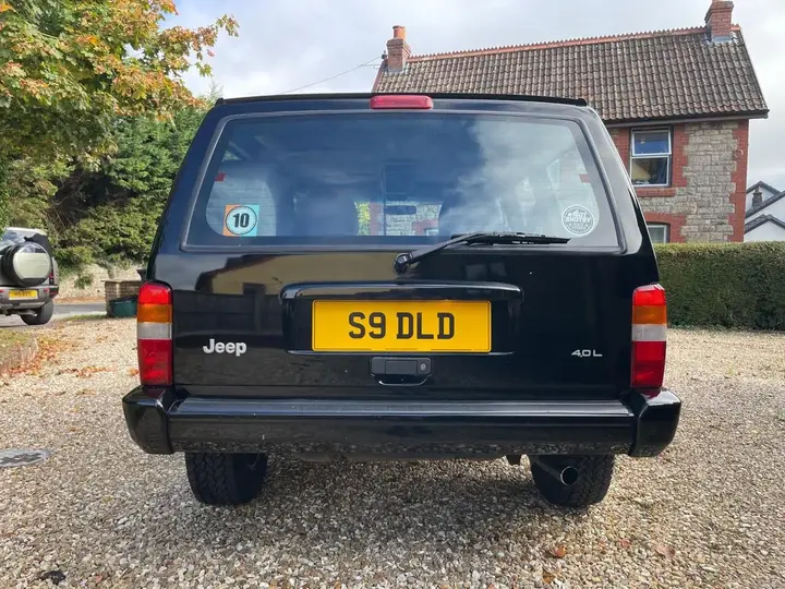 Jeep Cherokee 1998 photo 2