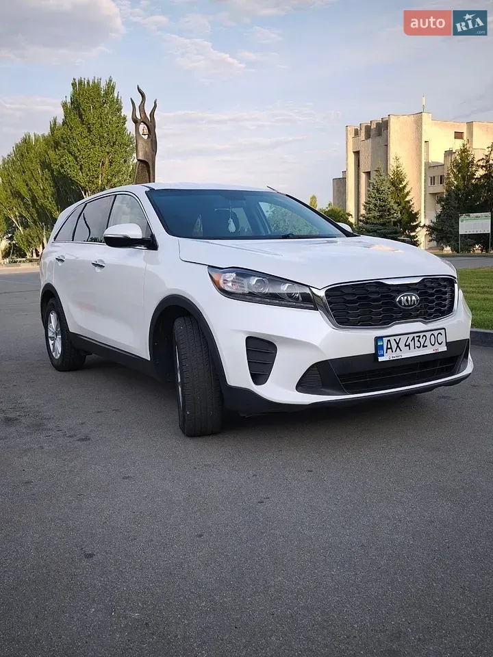 Kia Sorento 2019 photo 2