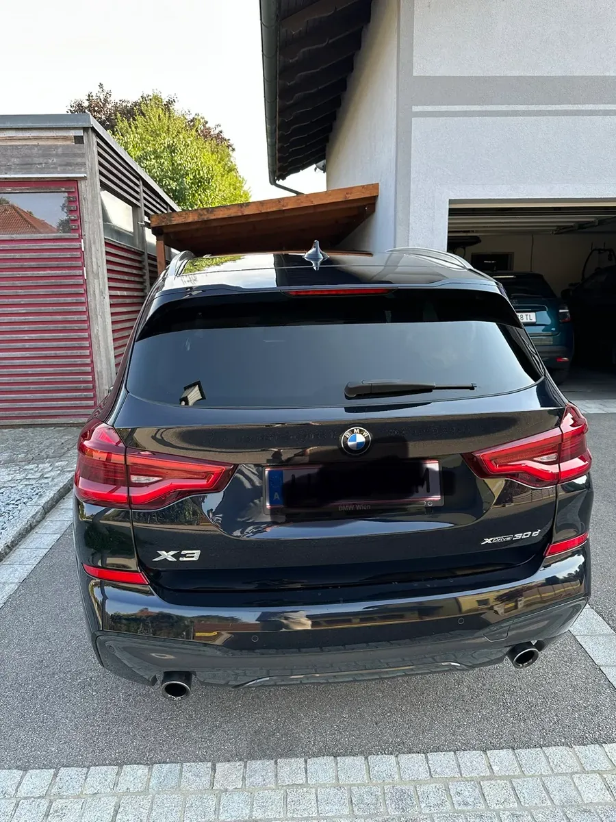 BMW X3 2018 photo 2