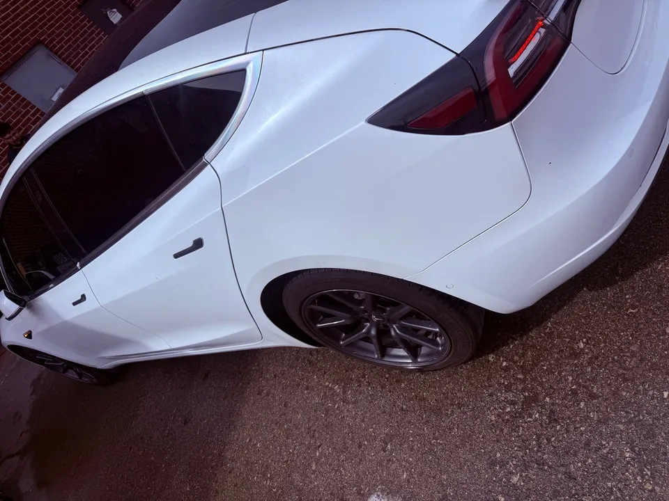 Tesla Model 3 2019 photo 2