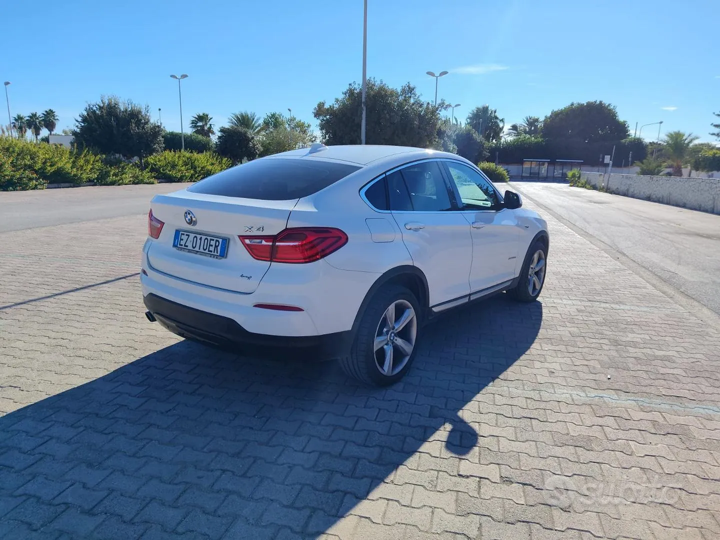 BMW X4 2015 photo 2