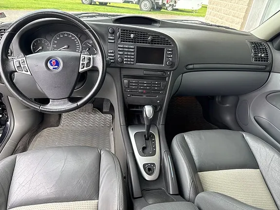 Saab 9-3 2005 photo 5