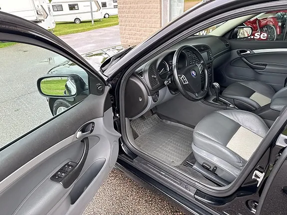 Saab 9-3 2005 photo 4