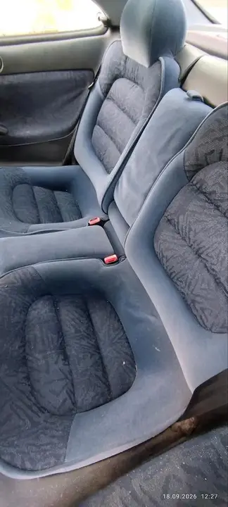 Peugeot 406