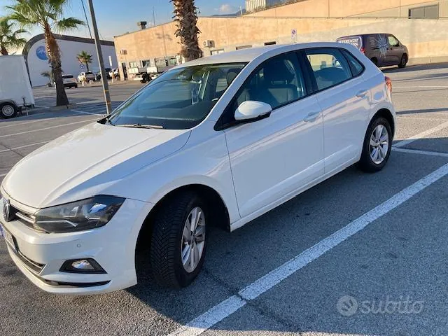 Volkswagen Polo 2018 photo 2
