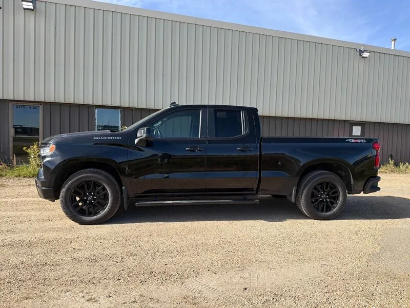 Chevrolet Silverado 1500 2025 photo 3