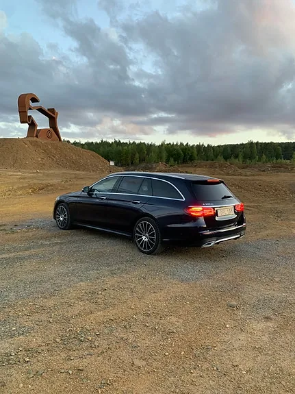 Mercedes-Benz 300 D 2019 photo 5