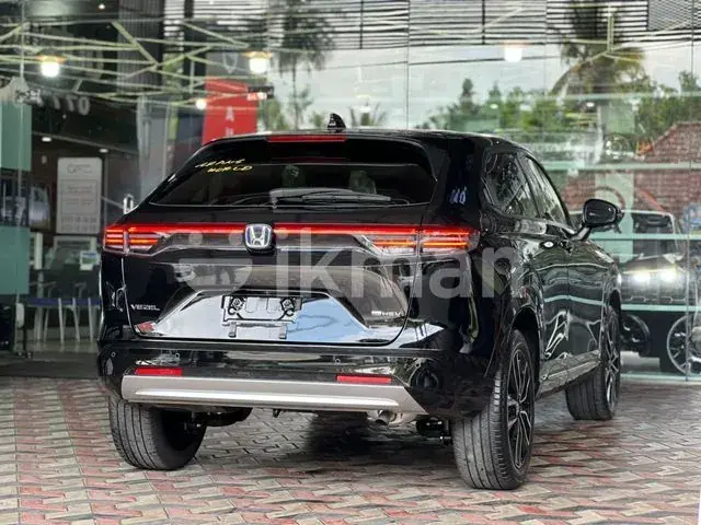 Honda Vezel 2025 photo 2