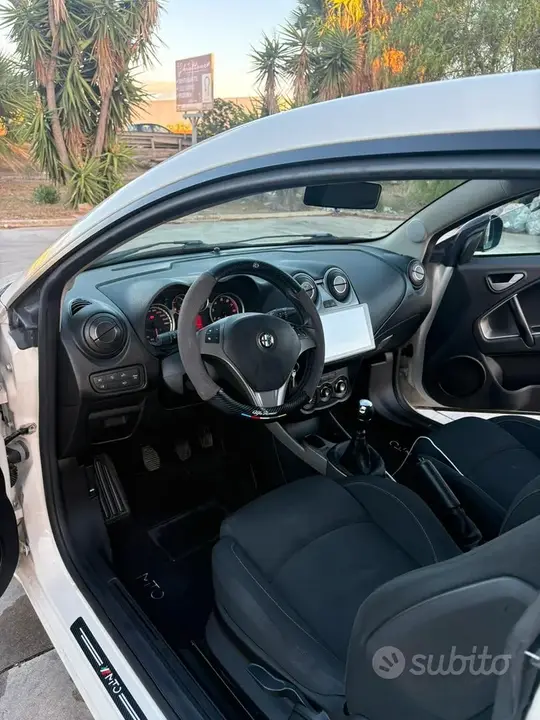 Alfa Romeo Mito 2011 photo 5