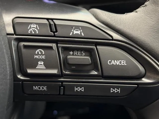 Toyota Yaris Cross Hybrid Z 2025 photo 5